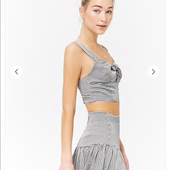 NEW XXI black/White checkered woven crop top - Picture 2 of 8